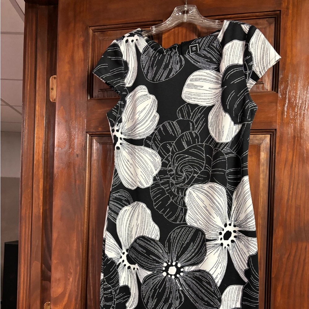 Black and white Floral dress